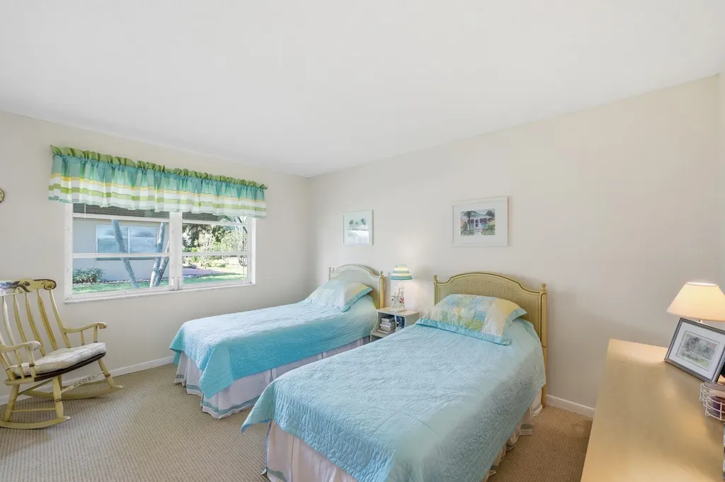 940 S Drive Terrace Delray Beach FL 33445