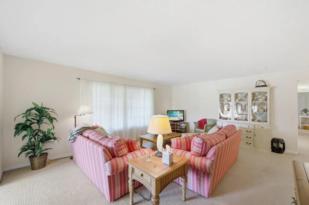 940 S Drive Terrace Delray Beach FL 33445