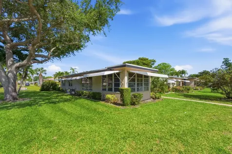 940 S Drive Terrace Delray Beach FL 33445