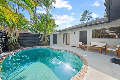 1277 Periwinkle Place Wellington FL 33414