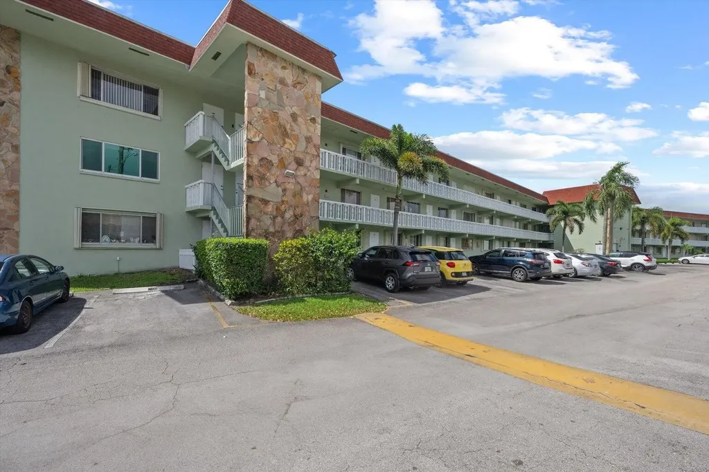 3300 Springdale Boulevard Palm Springs FL 33461