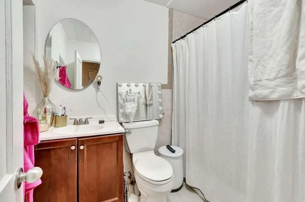 329 SE 3rd Avenue Delray Beach FL 33483