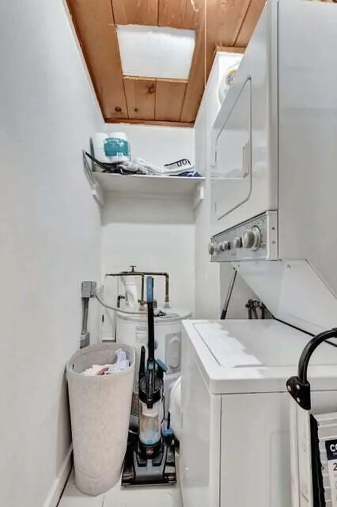 329 SE 3rd Avenue Delray Beach FL 33483
