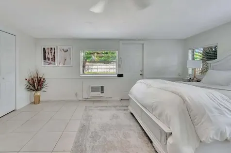 329 SE 3rd Avenue Delray Beach FL 33483