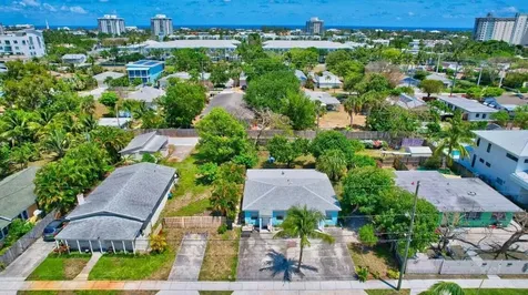 329 SE 3rd Avenue Delray Beach FL 33483