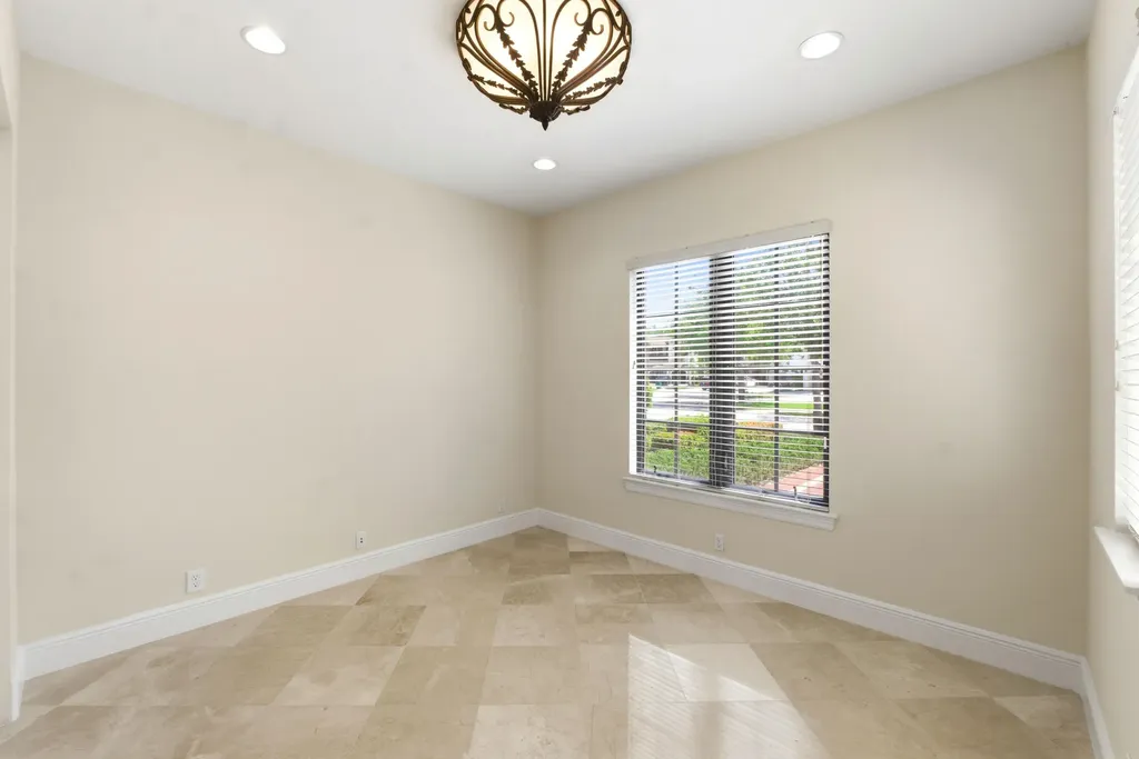 8289 Emerald Avenue Parkland FL 33076
