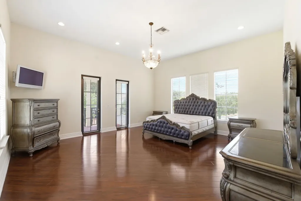8289 Emerald Avenue Parkland FL 33076