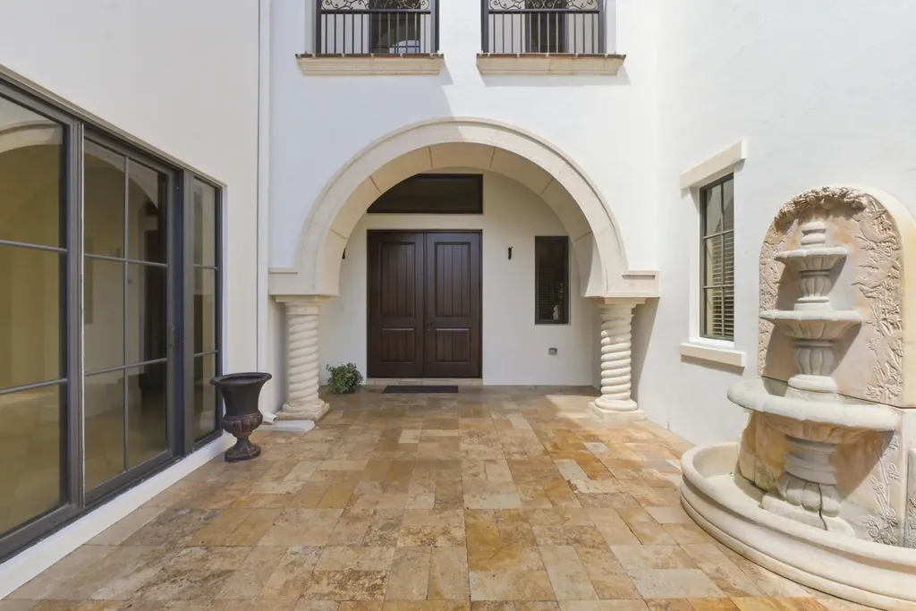 8289 Emerald Avenue Parkland FL 33076