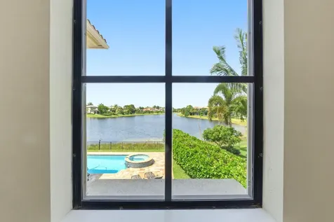 8289 Emerald Avenue Parkland FL 33076