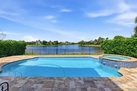 8289 Emerald Avenue Parkland FL 33076