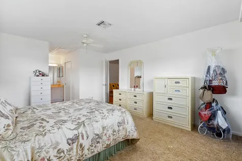 1234 S Lakes End Drive Fort Pierce FL 34982