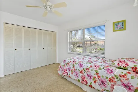 1234 S Lakes End Drive Fort Pierce FL 34982