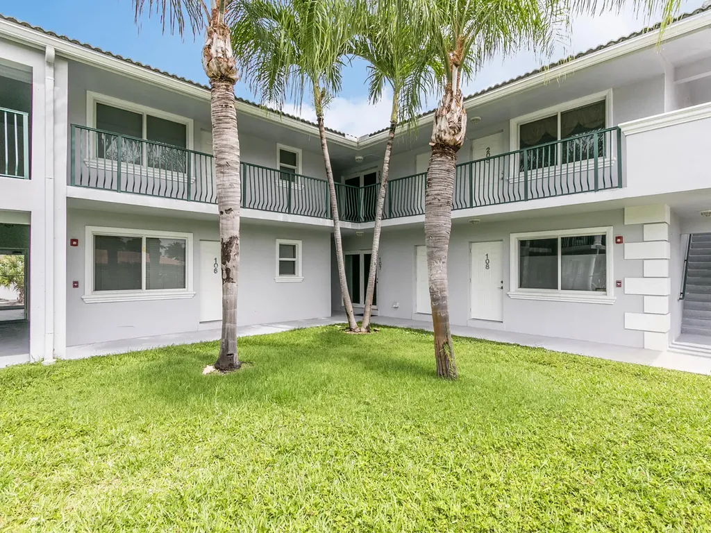 4001 NE 21st Avenue Fort Lauderdale FL 33308