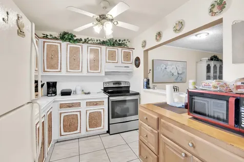 711 Lori Drive Palm Springs FL 33461