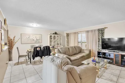 711 Lori Drive Palm Springs FL 33461