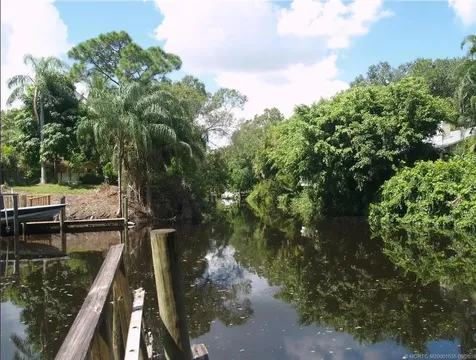 522 SW Timber Trail Stuart FL 34997