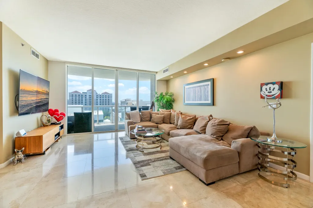 1819 SE 17th Street Fort Lauderdale FL 33316