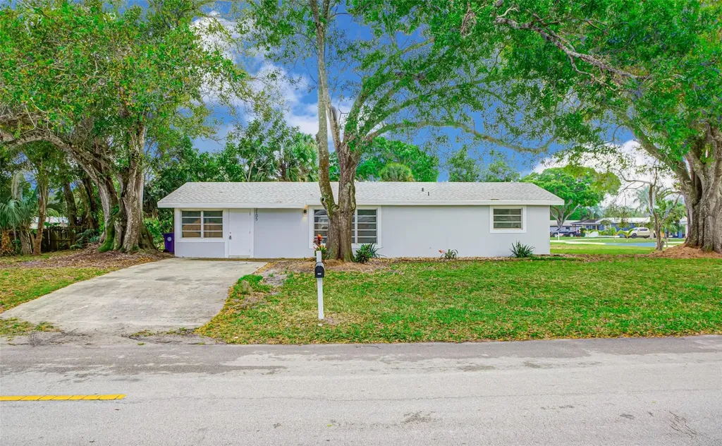 3105 18th Street Vero Beach FL 32960