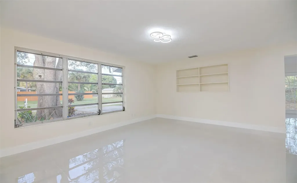 3105 18th Street Vero Beach FL 32960