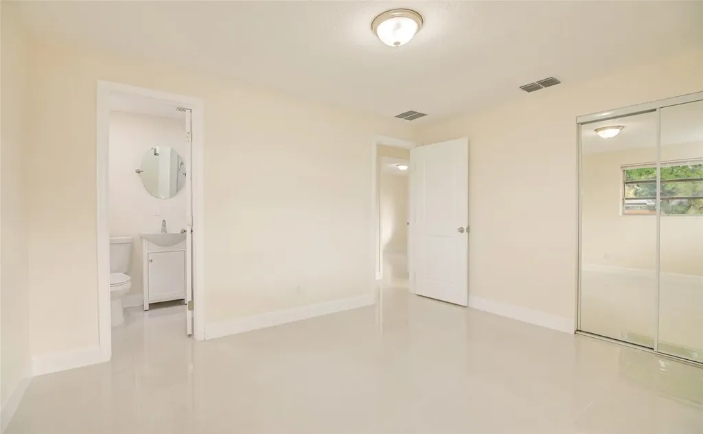 3105 18th Street Vero Beach FL 32960