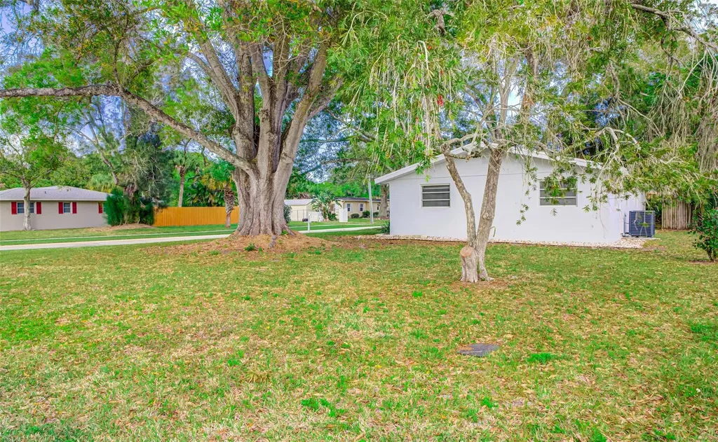 3105 18th Street Vero Beach FL 32960