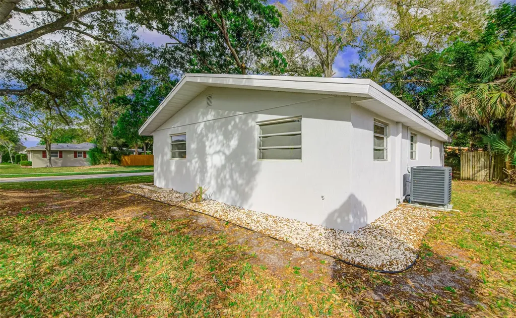 3105 18th Street Vero Beach FL 32960