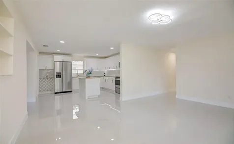 3105 18th Street Vero Beach FL 32960