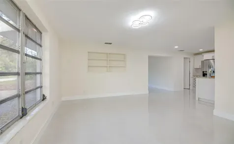 3105 18th Street Vero Beach FL 32960