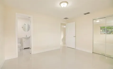 3105 18th Street Vero Beach FL 32960