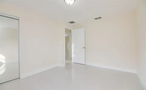 3105 18th Street Vero Beach FL 32960