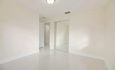 3105 18th Street Vero Beach FL 32960