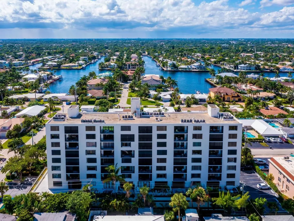2300 NE 33rd Avenue Fort Lauderdale FL 33305