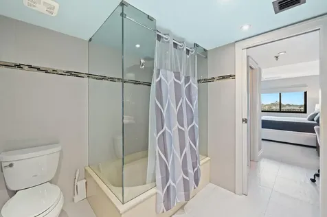 2300 NE 33rd Avenue Fort Lauderdale FL 33305