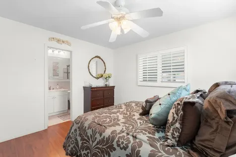 8609 NW 59th Place Tamarac FL 33321
