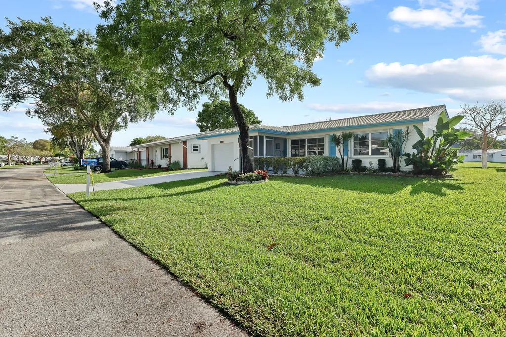 1124 NW 90th Way Plantation FL 33322