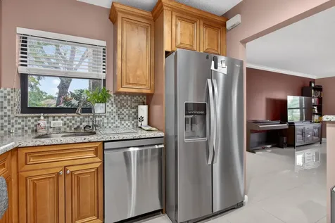 4483 Carambola Circle S Coconut Creek FL 33066