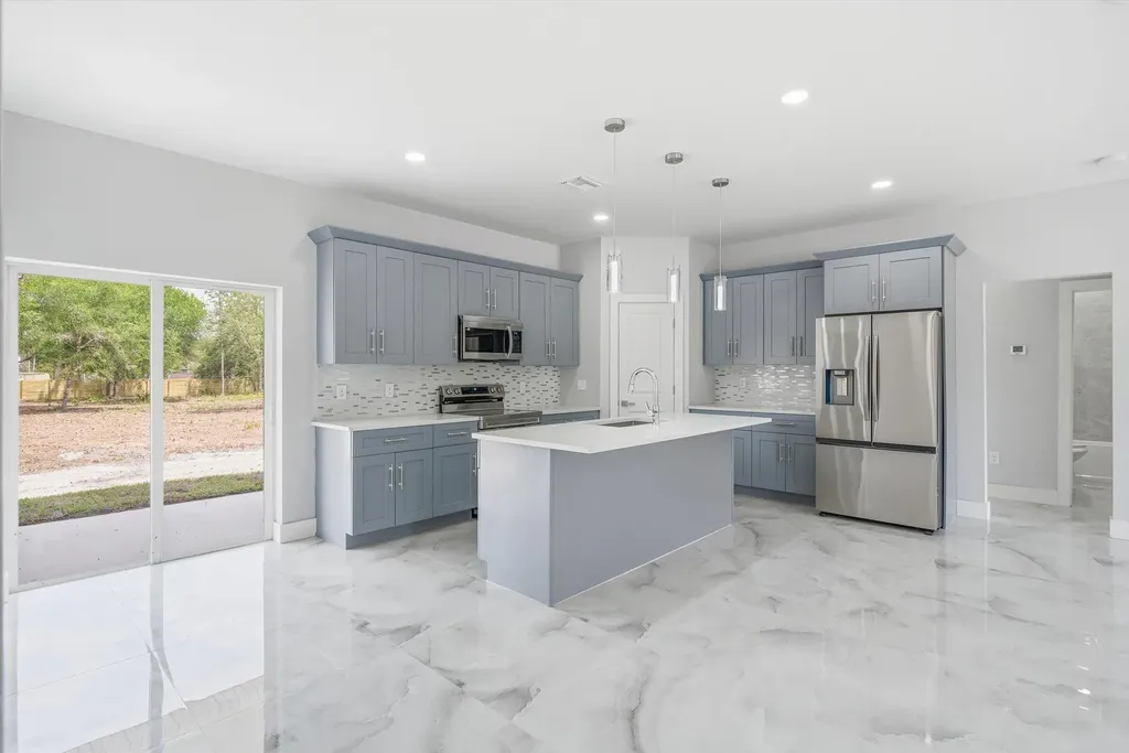 335 S Datil Street Clewiston FL 33440