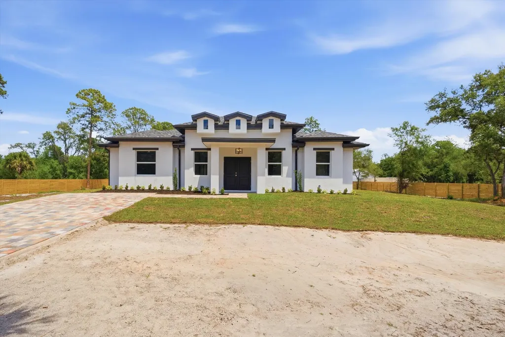 335 S Datil Street Clewiston FL 33440