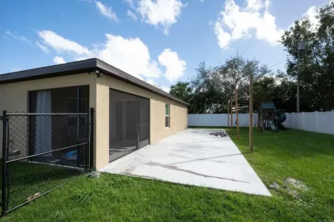 414 SW Dahled Avenue Port St Lucie FL 34953