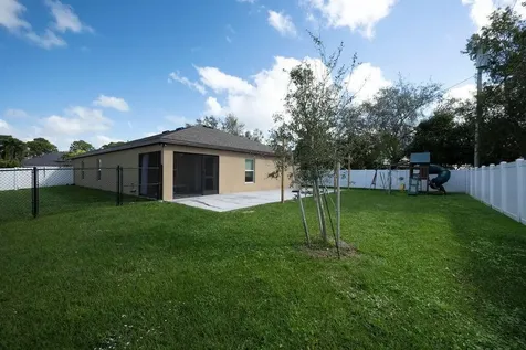 414 SW Dahled Avenue Port St Lucie FL 34953
