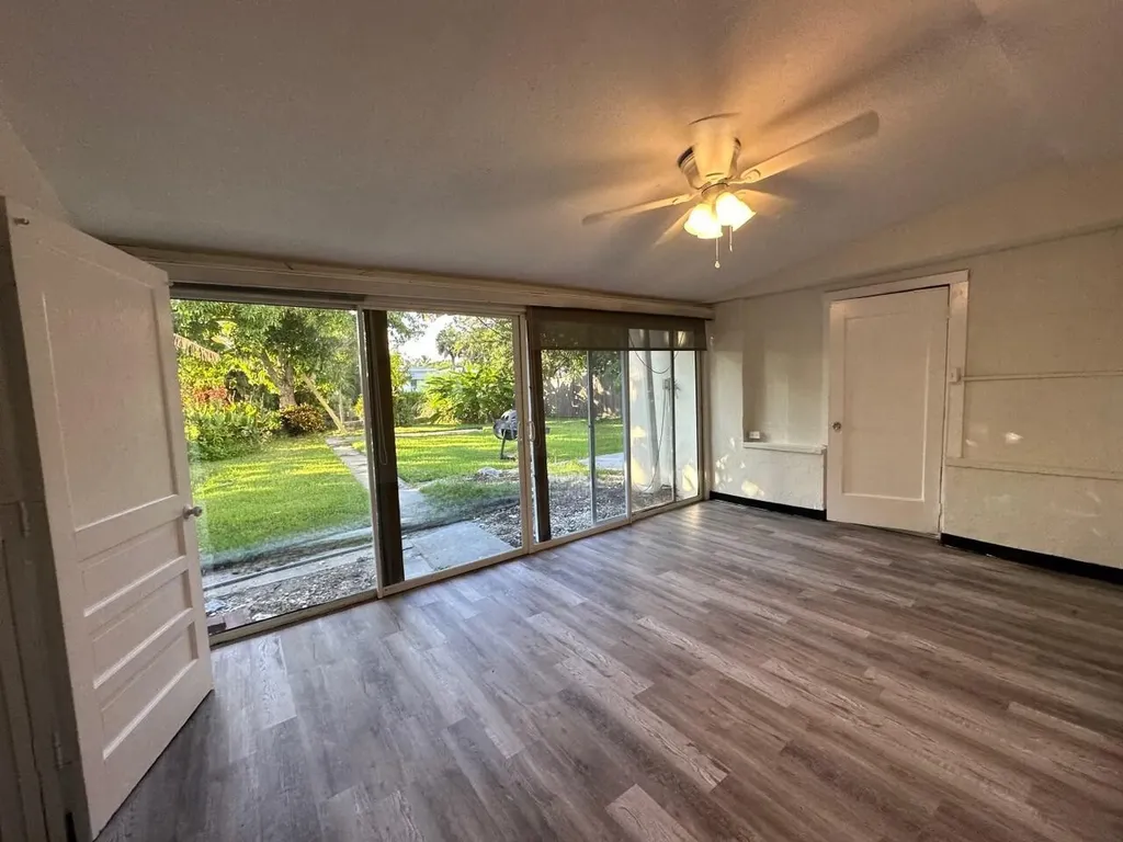 84 E North Shore Avenue North Fort Myers FL 33917