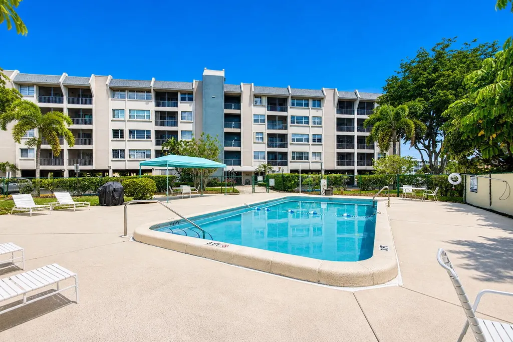 505 Spencer Drive West Palm Beach FL 33409