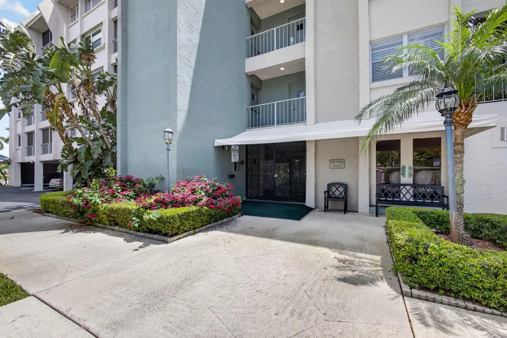 505 Spencer Drive West Palm Beach FL 33409