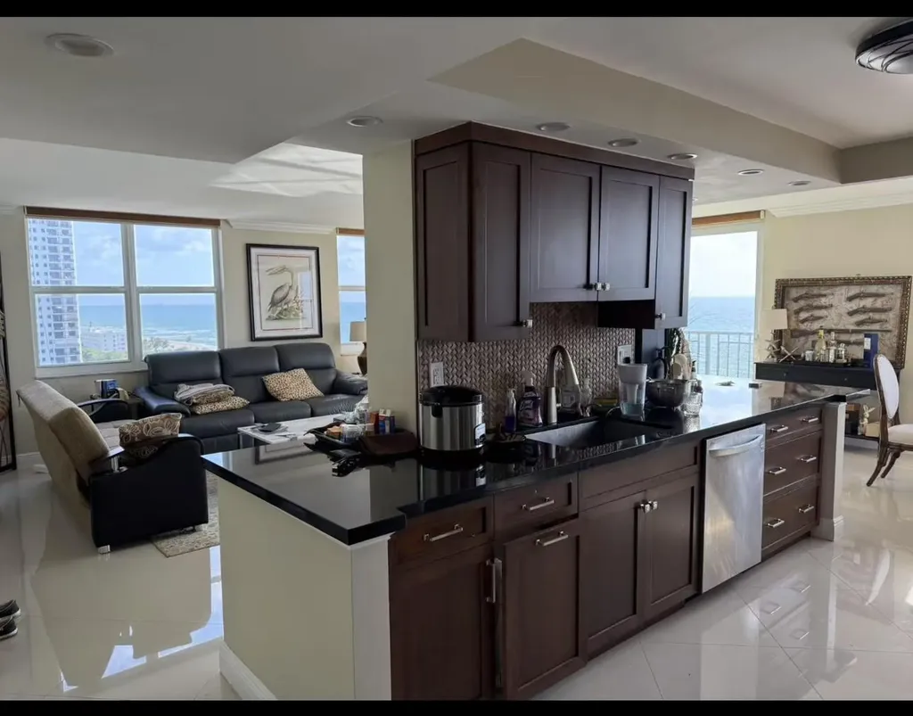 1501 S Ocean Drive Hollywood FL 33019