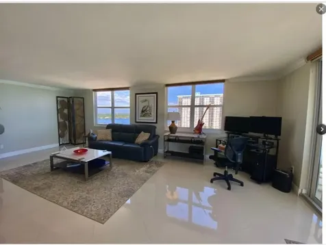 1501 S Ocean Drive Hollywood FL 33019