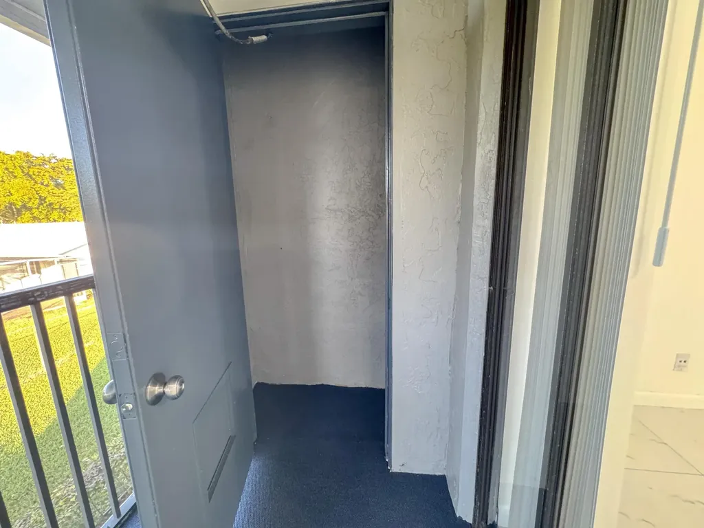 10687 Royal Palm Boulevard Coral Springs FL 33065