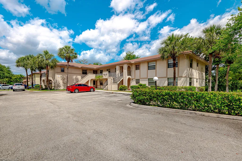 10687 Royal Palm Boulevard Coral Springs FL 33065