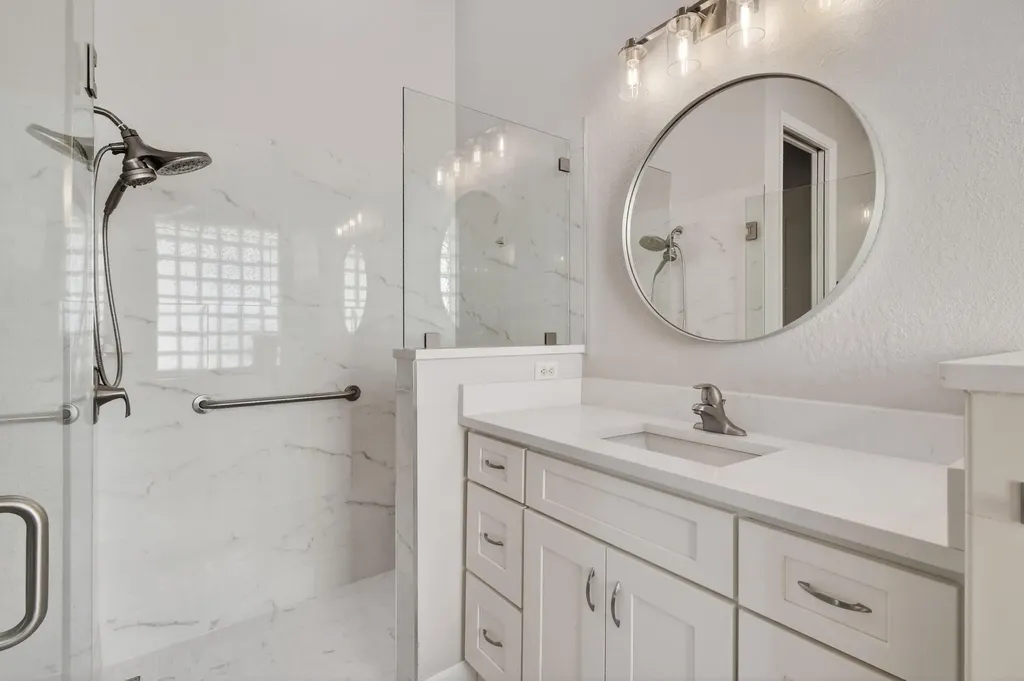 332 NW Stratford Lane Port St Lucie FL 34983