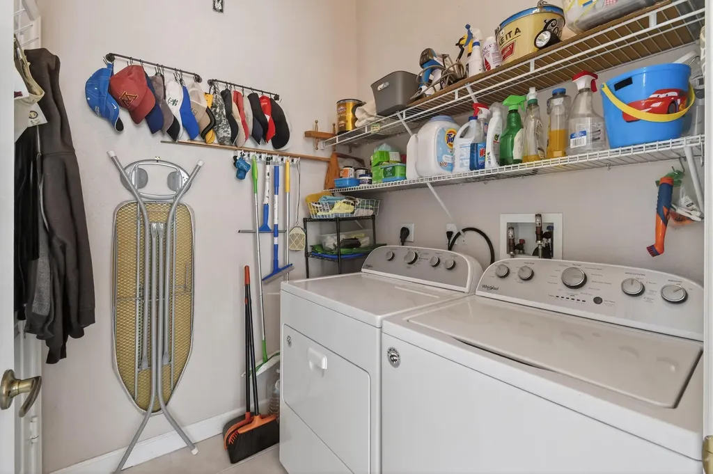 332 NW Stratford Lane Port St Lucie FL 34983