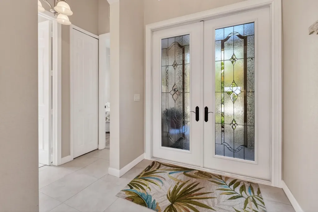 332 NW Stratford Lane Port St Lucie FL 34983